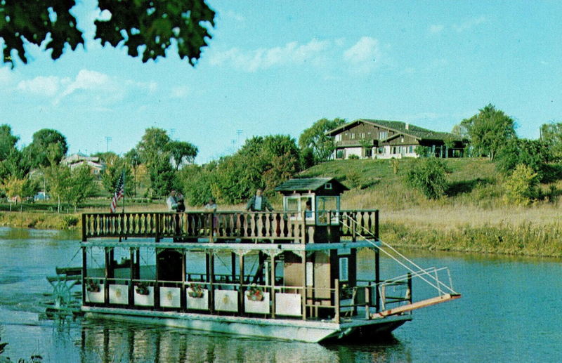 Bavarian Belle Riverboat - Vintage Postcard